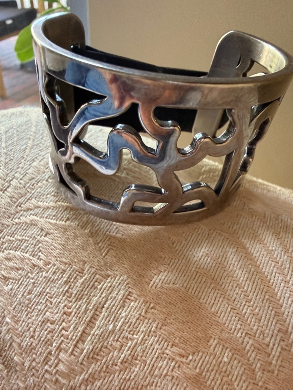 Tous Kaos Black Leather and Sterling silver Cuff Bracelet - Picture 3 of 5